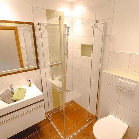 Haus Woehrer / Fischbacher Apartmán